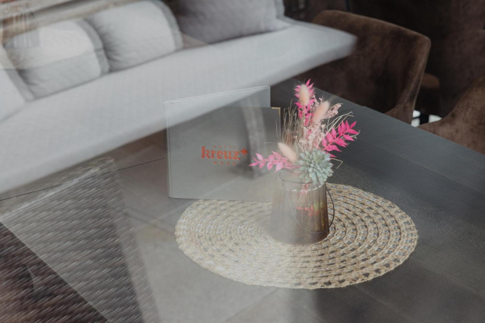 Hotel Kreuz พฟุนด์ส ภายนอก รูปภาพ